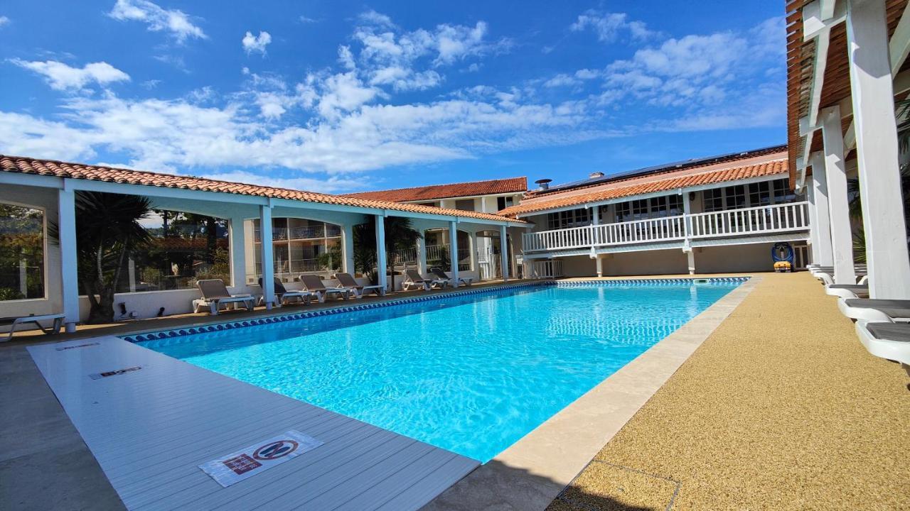 Hotel Et Spa Les Cleunes Oleron 생-트로장-레-뱅 외부 사진